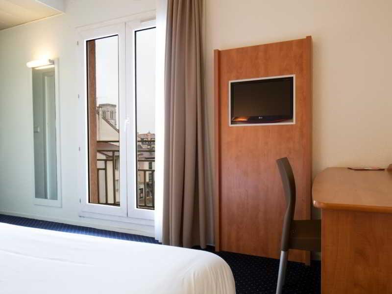 Ibis Budget Bourgoin Jallieu Centre Exteriér fotografie